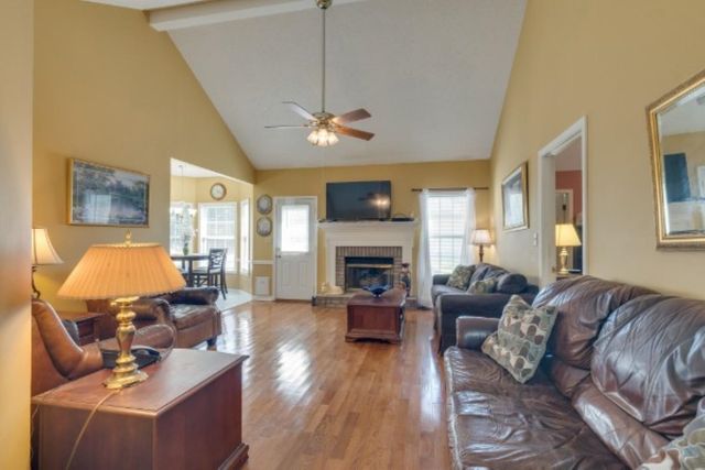 15 BLUEBELL CV, Savannah, TN 38372