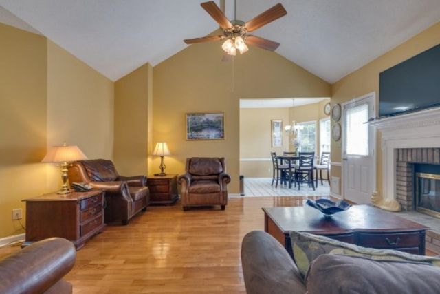 15 BLUEBELL CV, Savannah, TN 38372
