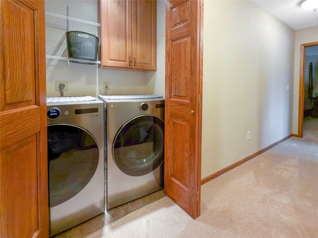 3301 Patricia Drive, Urbandale, IA 50322