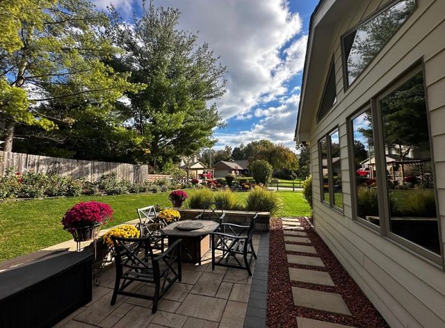 3301 Patricia Drive, Urbandale, IA 50322