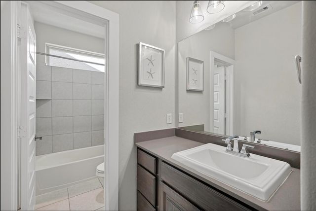 26 Argosy Bend Place, Tomball, TX 77375