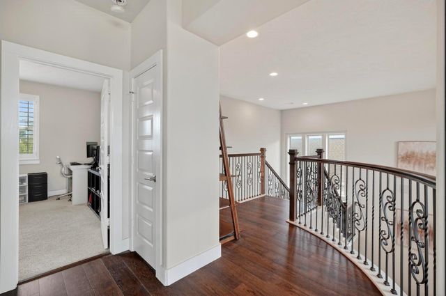 26 Argosy Bend Place, Tomball, TX 77375