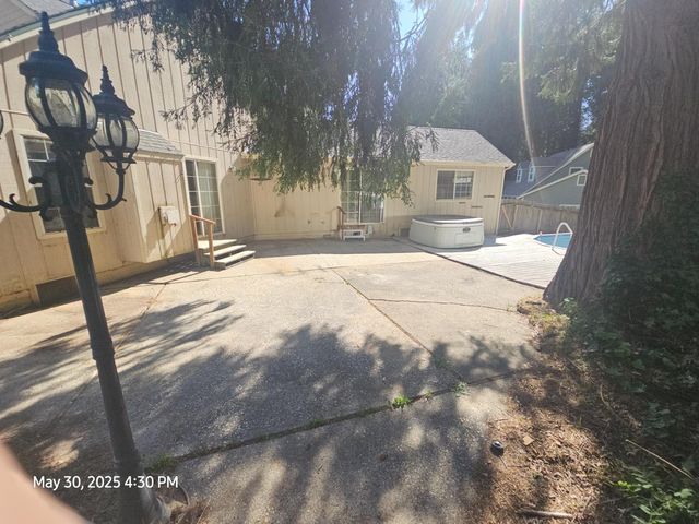104 Woods Ct, Nevada City, CA 95959