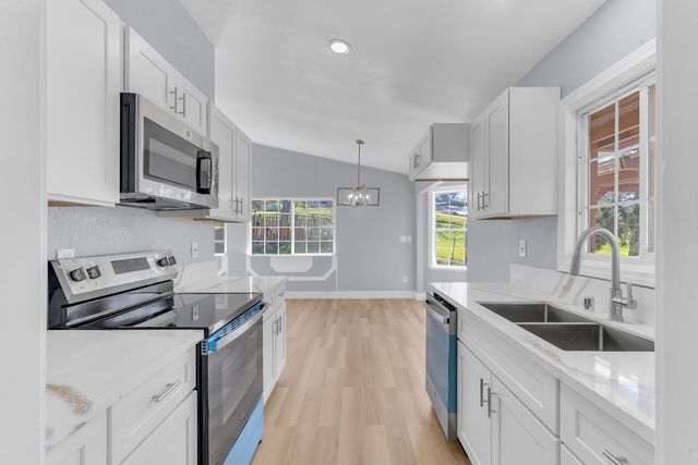 3799 Abeto, La Grange, CA 95329