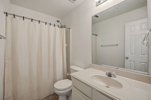 524 Paddle Drive, Crowley, TX 76036