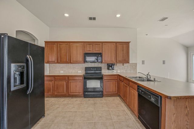 524 Paddle Drive, Crowley, TX 76036