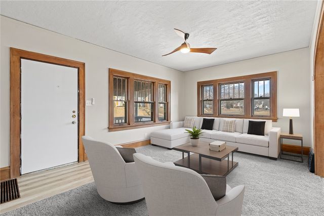 419 21st Street NE, Cedar Rapids, IA 52402