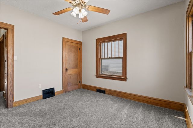 419 21st Street NE, Cedar Rapids, IA 52402