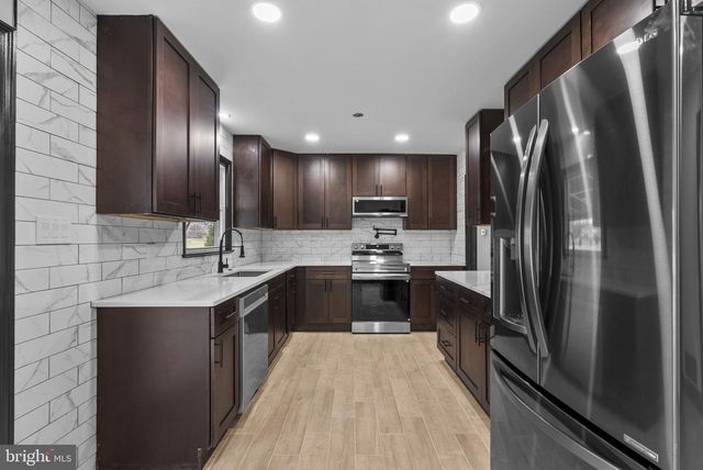 3887 SHADYWOOD DR, Jefferson, MD 21755