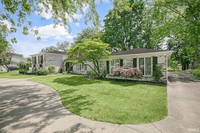 3111 N East Lake Drive, Elkhart, IN 46514