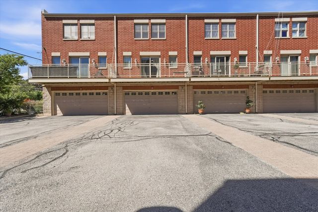 8625 Niles Center Road, Skokie, IL 60077