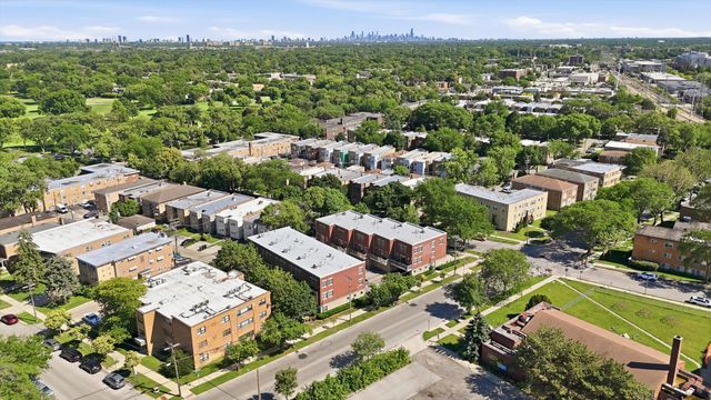 8625 Niles Center Road, Skokie, IL 60077