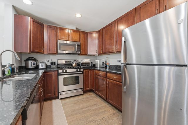 8625 Niles Center Road, Skokie, IL 60077