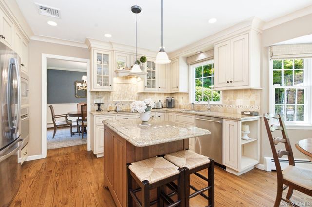 32 Bedell Road, Katonah, NY 10536