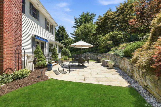 32 Bedell Road, Katonah, NY 10536