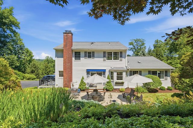 32 Bedell Road, Katonah, NY 10536