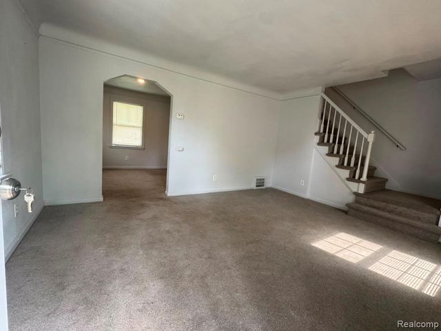 12651 Kelly Road, Detroit, MI 48224