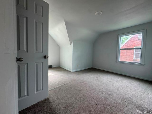 12651 Kelly Road, Detroit, MI 48224