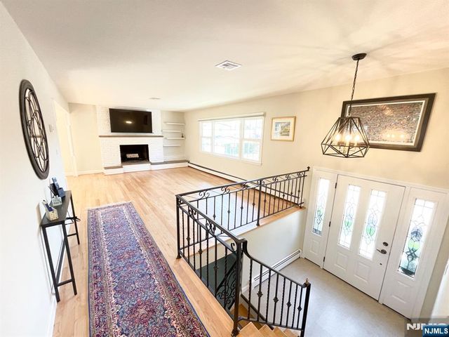 5 Hillside Terrace, East Rutherford, NJ 07073