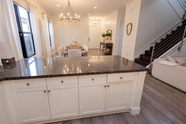 9766 W 34th Avenue, Hialeah, FL 33018