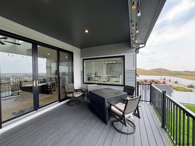 4009 SAGE RD, Cheyenne, WY 82001