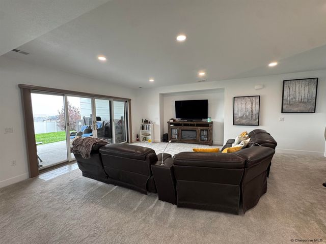 4009 SAGE RD, Cheyenne, WY 82001