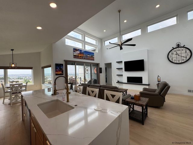 4009 SAGE RD, Cheyenne, WY 82001