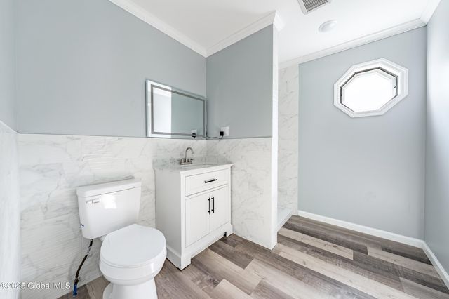 7116 Fuller Station Road, Schenectady, NY 12303