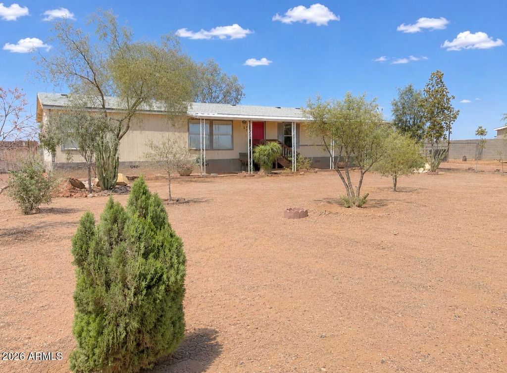 22216 W BAJADA Drive, Wittmann, AZ 85361 — exterior