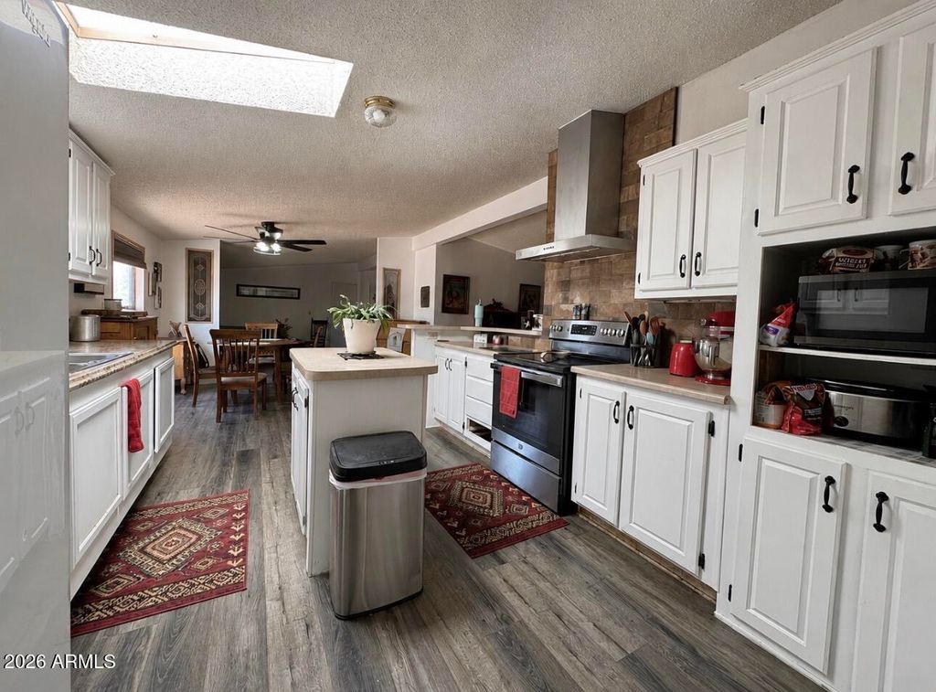22216 W BAJADA Drive, Wittmann, AZ 85361 — photo 4