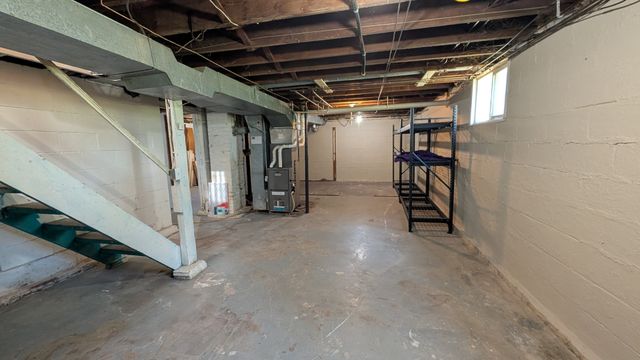 258 7th Street, Silvis, IL 61282