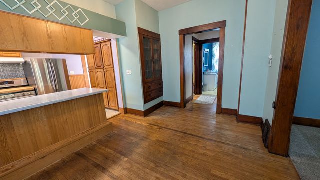258 7th Street, Silvis, IL 61282