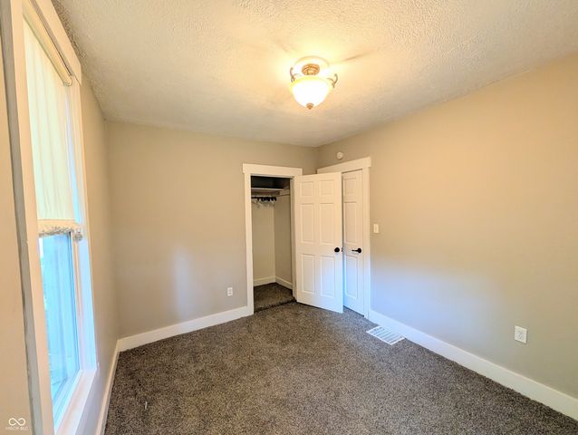 359 E Harrison Street, Martinsville, IN 46151