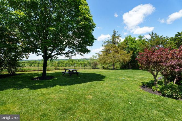 95 VAN ZANDT RD, Skillman, NJ 08558