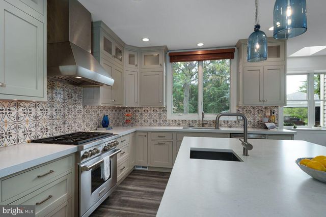 95 VAN ZANDT RD, Skillman, NJ 08558