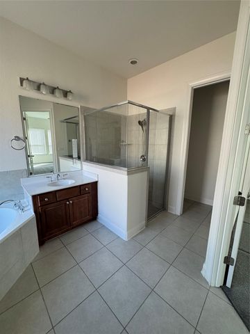 175 Senna DR, Dripping Springs, TX 78620
