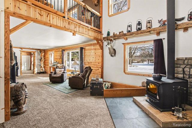 9631 Byron Road, Howell, MI 48855