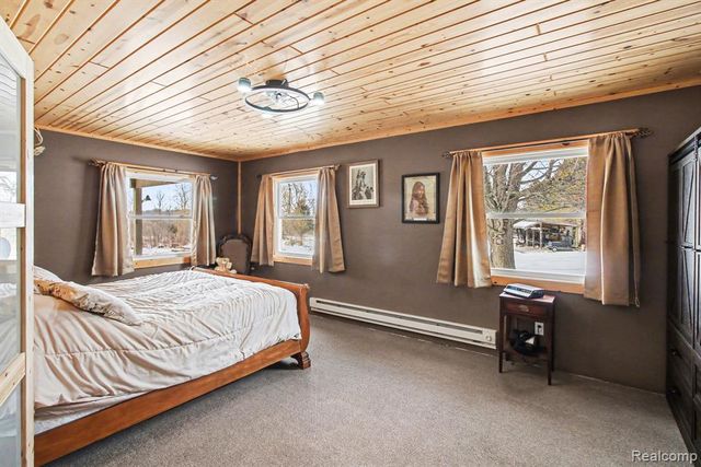 9631 Byron Road, Howell, MI 48855