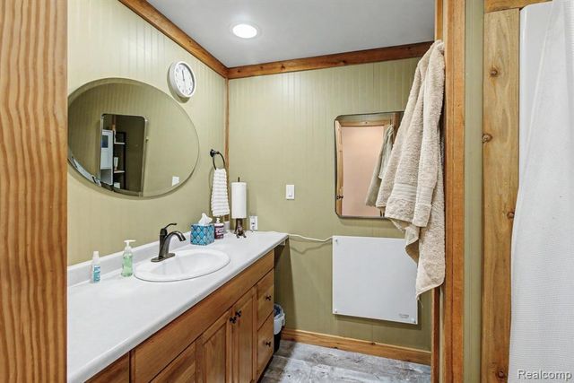 9631 Byron Road, Howell, MI 48855