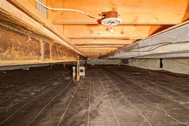 9631 Byron Road, Howell, MI 48855