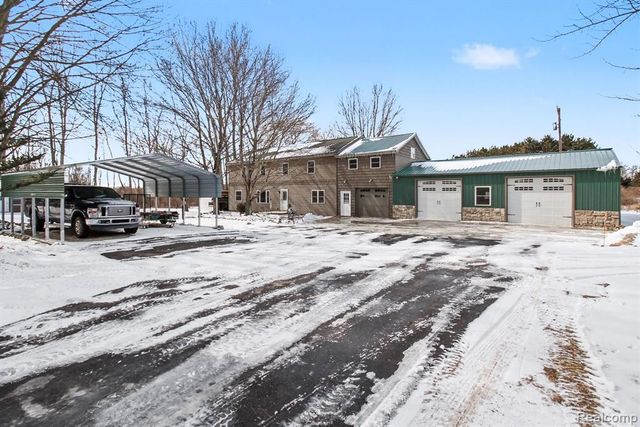 9631 Byron Road, Howell, MI 48855