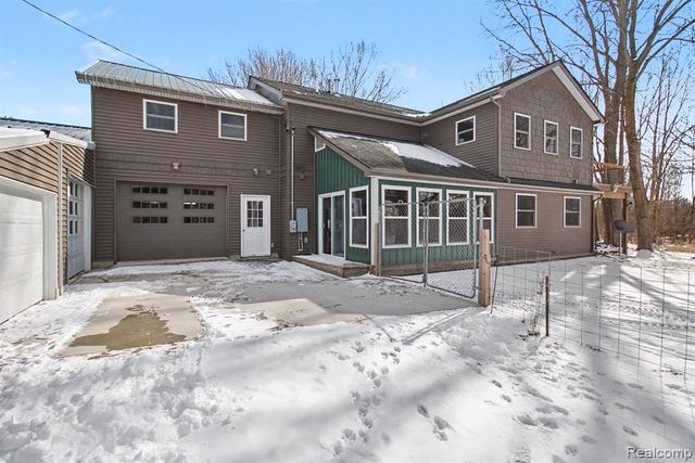 9631 Byron Road, Howell, MI 48855