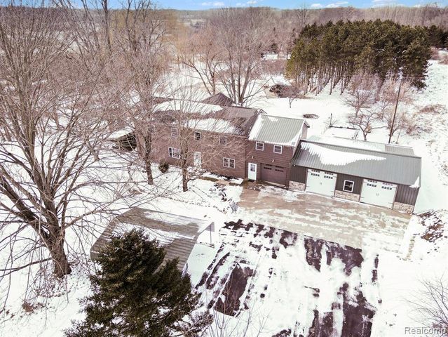 9631 Byron Road, Howell, MI 48855