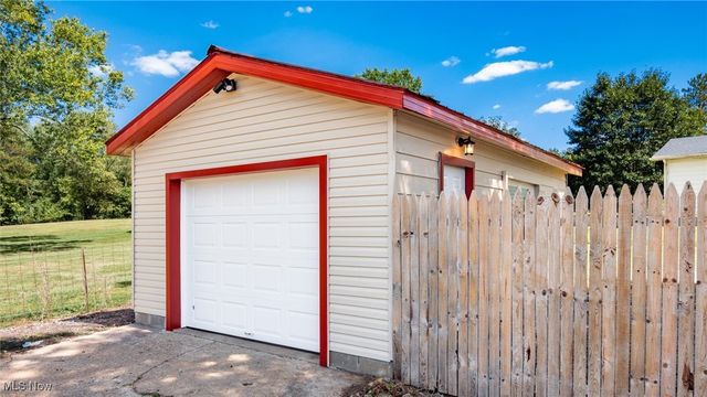 2383 Chandlersville Road, Zanesville, OH 43701