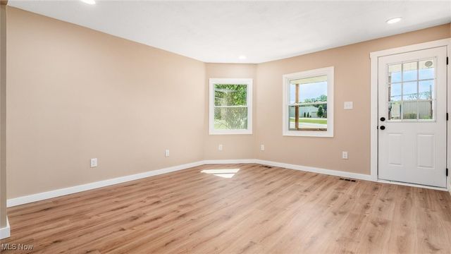 2383 Chandlersville Road, Zanesville, OH 43701