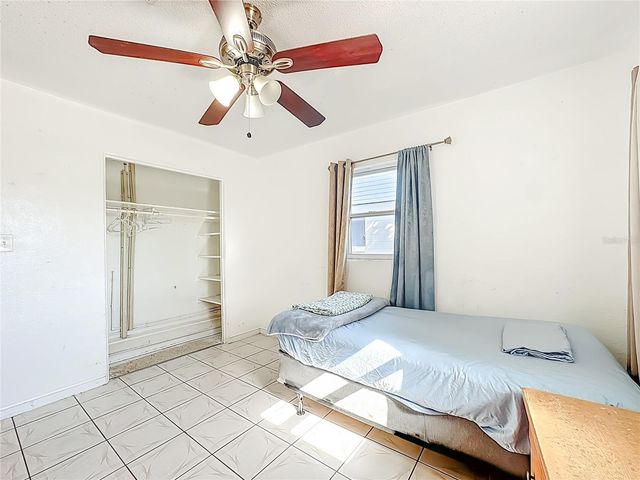 4314 DERBYSHIRE LANE, Orlando, FL 32812