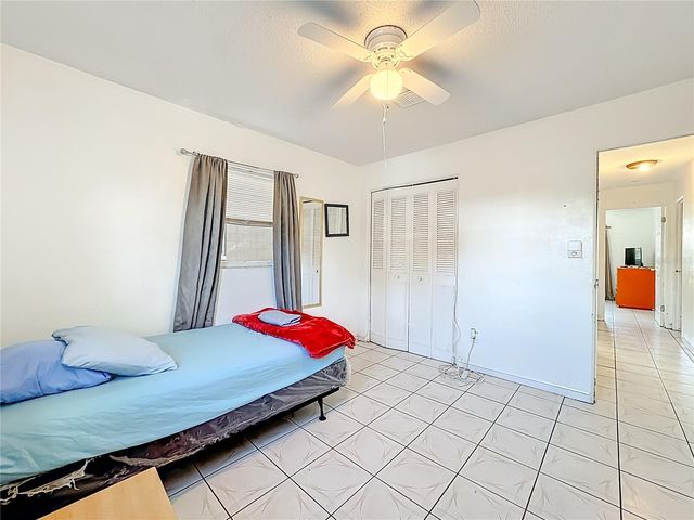 4314 DERBYSHIRE LANE, Orlando, FL 32812