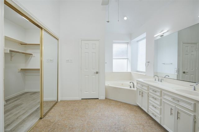 1823 Fantasy Woods Drive, Houston, TX 77094