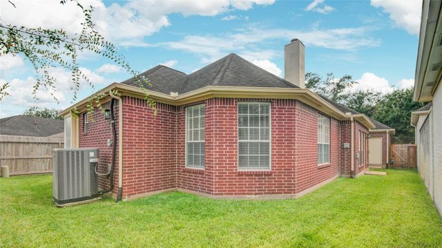 1823 Fantasy Woods Drive, Houston, TX 77094