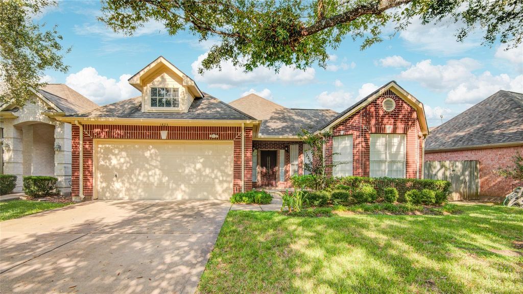 1823 Fantasy Woods Drive, Houston, TX 77094